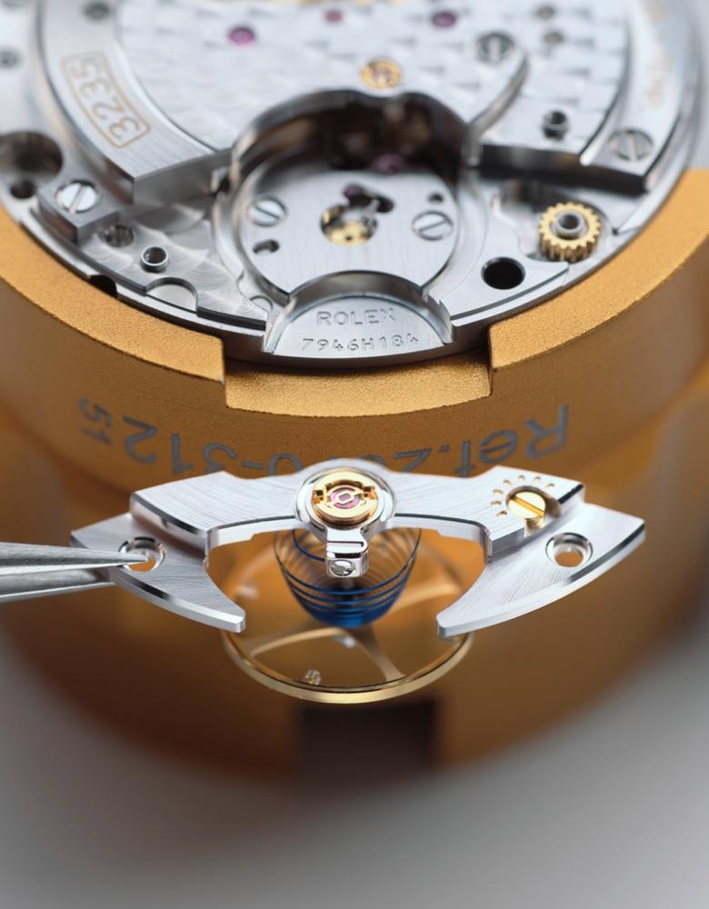 rolex-servicing-procedure-2234 rolex-sav corporate 40 assemblage mouvement pose-oscillateur v1-portrait